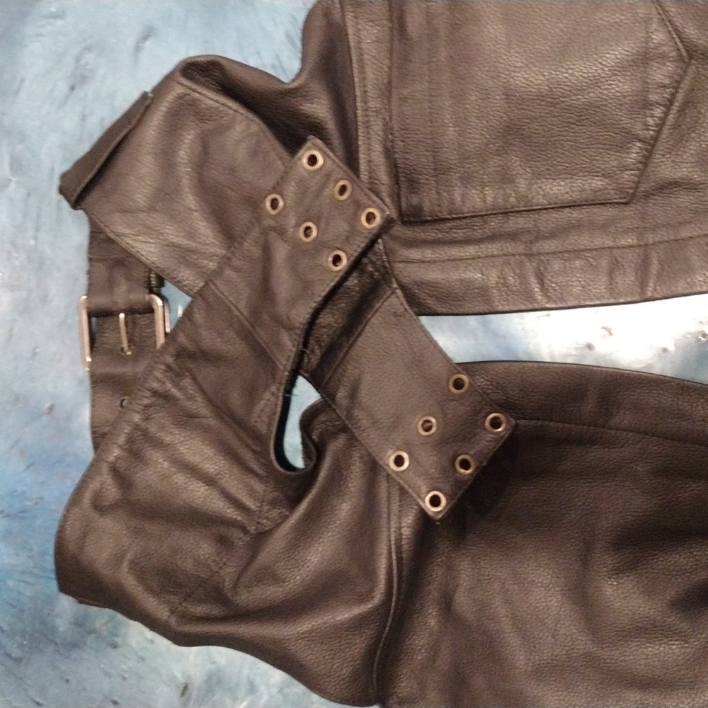 BLACK BRAND MOTORCYCLE CLOTHING WOMEN'S XL CHAPS BUFFALO LEATHER